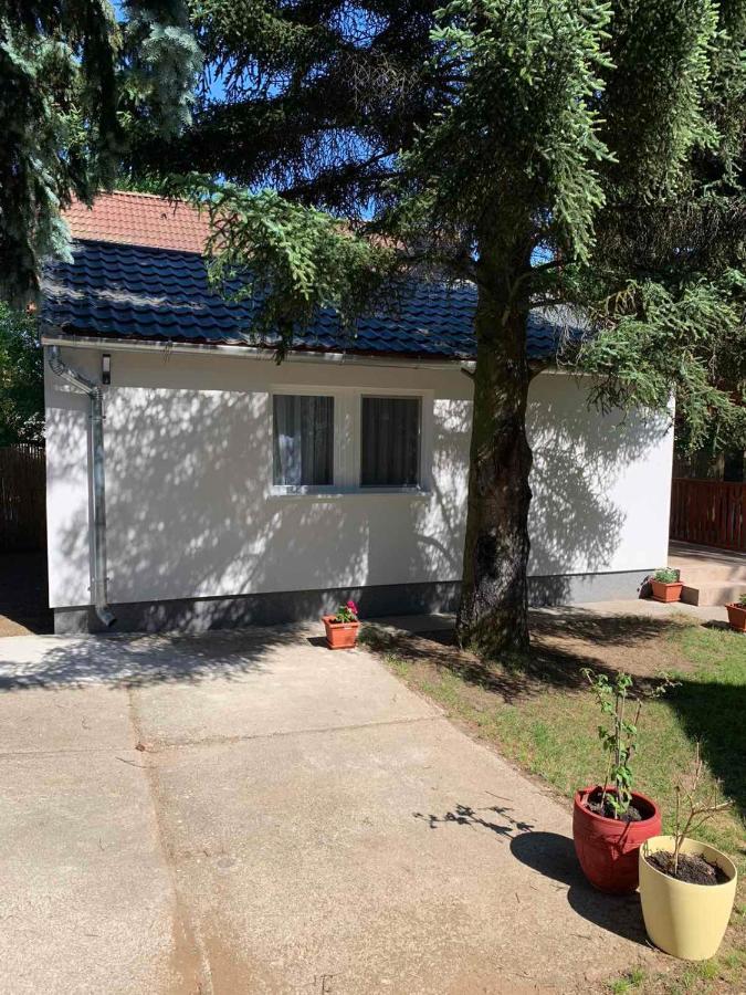 Mineral Apartman Crystal Sostofurdo Zewnętrze zdjęcie